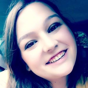 Meet your Posher, Chelsey